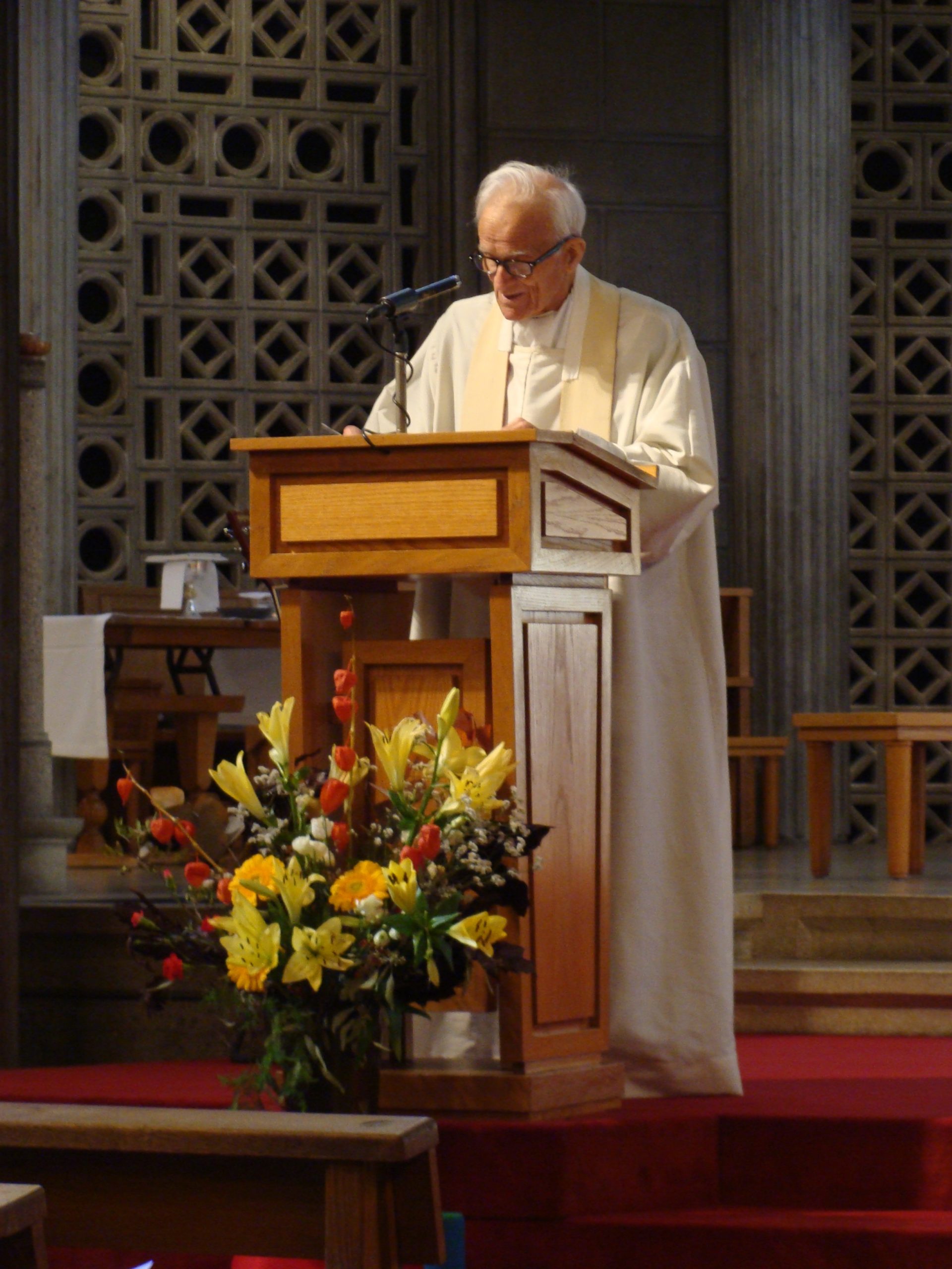 Abbé Henri Barby, le 13 octobre 2018 en l'église du Christ-Roi, à Fribourg (Photo : Lucien Lombard)